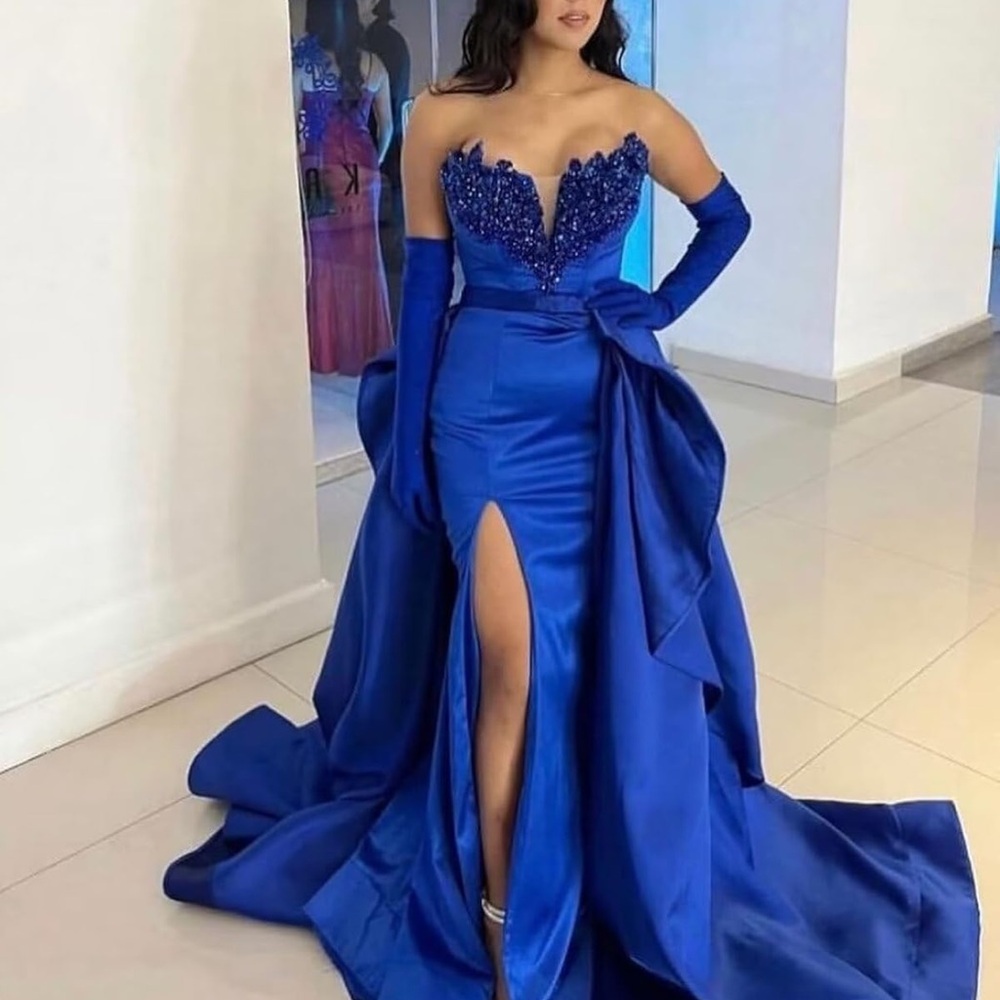 Black prom or Gala gown